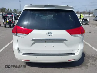 2011 Toyota Sienna XLE AAS with VIN 5TDYK3DC8BS085477, listed as a IAAI auction lot 41934541 with 131,768 mi miles and . Bid and sale history available at DreamBid. Image 16.