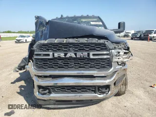 2019 Ram 3500 Tradesman with VIN 3C63RRGL4KG516262, listed as a Copart auction lot 71496904 with 359,628 mi miles and Salvage Title. Bid and sale history available at carsss.com. Image 5.