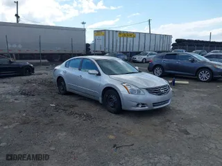 2010 Nissan Altima 2.5 S with VIN 1N4AL2AP0AN428468, listed as a IAAI auction lot 42052322 with 136,378 mi miles. Bid and sale history available at carsss.com. Image 1.