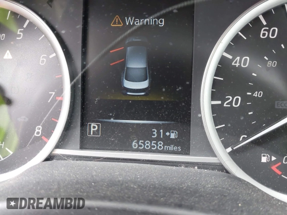 2017 Nissan Sentra SR with VIN 3N1AB7AP1HY370123, listed as a IAAI auction lot 42340347 with 65,858 mi miles and . Bid and sale history available at DreamBid. Image 7.