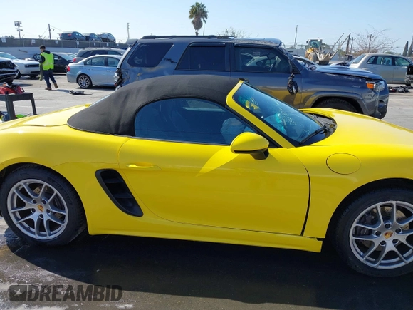 2021 Porsche 718 Boxster with VIN WP0CA2A8XMS210397, listed as a IAAI auction lot 41958221 with 43,518 mi miles and . Bid and sale history available at DreamBid. Image 13.