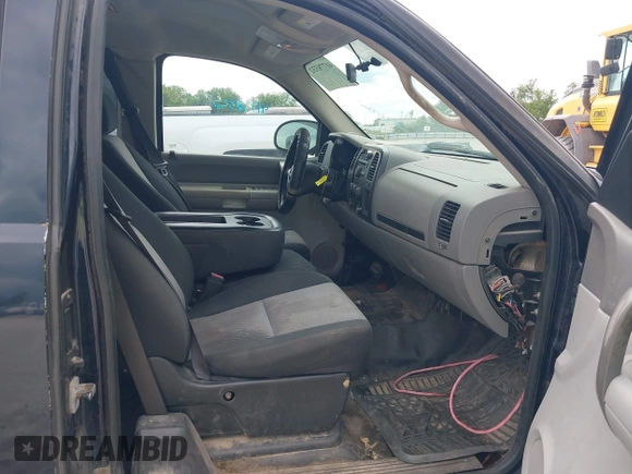 2008 Chevrolet Silverado 1500 Work Truck with VIN 1GCEC19X58Z229431, listed as a IAAI auction lot 41778332 with 314,695 mi miles and . Bid and sale history available at DreamBid. Image 5.