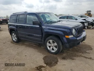 2015 Jeep Patriot Latitude with VIN 1C4NJRFB8FD366581, listed as a Copart auction lot 56221585 with 171,009 mi miles and Salvage title. Bid and sale history available at DreamBid. Image 4.