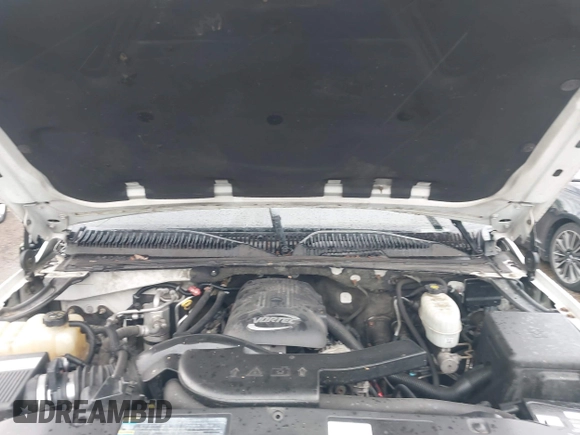 2005 Chevrolet Suburban Z71 with VIN 3GNFK16Z45G127697, listed as a IAAI auction lot 41971382 with 270,655 mi miles and . Bid and sale history available at DreamBid. Image 10.