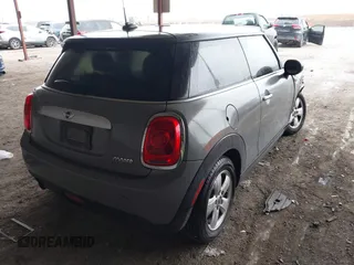 2015 MINI Hardtop with VIN WMWXM5C51F3B34207, listed as a IAAI auction lot 41615894 with 15,787 mi miles and . Bid and sale history available at DreamBid. Image 4.
