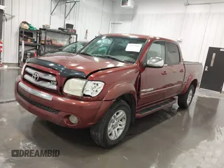 2004 Toyota Tundra SR5 with VIN 5TBET34114S461995, listed as a IAAI auction lot 41993105 with 260,748 mi miles and . Bid and sale history available at carsss.com. Image 2.