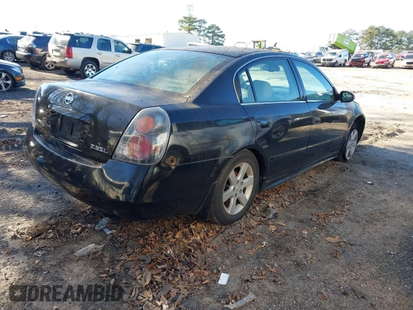 2002 Nissan Altima S with VIN 1N4AL11D52C264731, listed as a IAAI auction lot 41242713 with 189,741 mi miles. Bid and sale history available at carsss.com. Image 4.