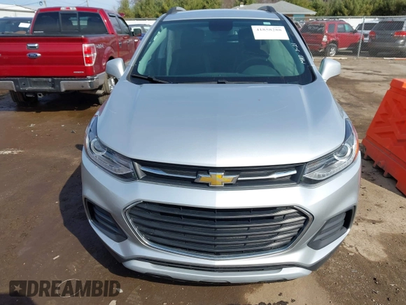 2018 Chevrolet Trax LT with VIN KL7CJLSBXJB687047, listed as a IAAI auction lot 41858288 with 65,113 mi miles. Bid and sale history available at carsss.com. Image 12.