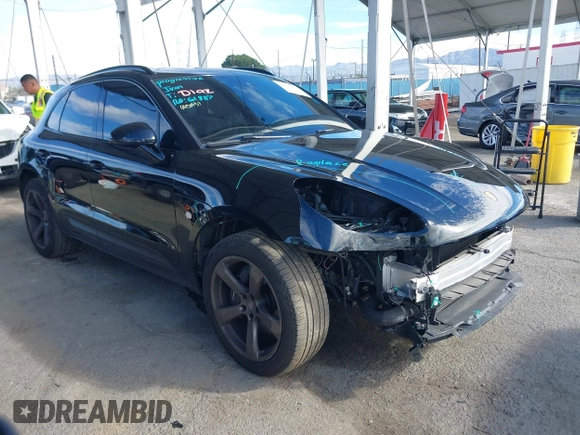 2022 Porsche Macan with VIN WP1AA2A56NLB01345, listed as a IAAI auction lot 41575471 with 22,445 mi miles. Bid and sale history available at carsss.com. Image 1.