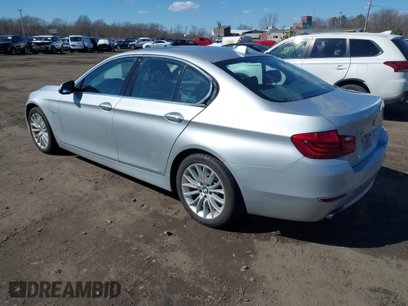 2014 BMW 5 Series 528i xDrive with VIN WBA5A7C58ED617131, listed as a IAAI auction lot 41749651 with 117,954 mi miles and . Bid and sale history available at DreamBid. Image 3.