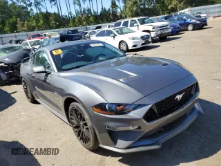 2022 Ford Mustang GT with VIN 1FA6P8CF0N5111152, listed as a Copart auction lot 62243372 with 6,417 mi miles. Bid and sale history available at carsss.com. Image 1.