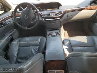 2007 Mercedes-Benz S-Class 5.5L V8 with VIN WDDNG86X77A098815, listed as a Copart auction lot 76038004 with 141,844 mi miles and Salvage Title. Bid and sale history available at carsss.com. Image 8.