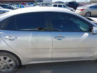 2022 Kia Rio S with VIN 3KPA24AD7NE437841, listed as a IAAI auction lot 41757262 with 34,909 mi miles. Bid and sale history available at carsss.com. Image 13.