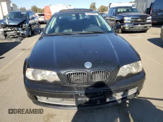 2001 BMW 3 Series 330Ci with VIN WBABN534X1JU33100, listed as a Copart auction lot 42536905 with 158,792 mi miles and Clean Title. Bid and sale history available at carsss.com. Image 5.