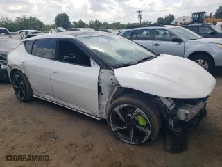 2023 Kia EV6 GT with VIN KNDC5DLE3P5132244, listed as a Copart auction lot 65258414 with 14,206 mi miles and Salvage Title. Bid and sale history available at carsss.com. Image 4.