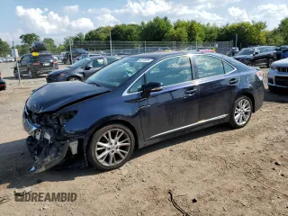 2010 Lexus HS with VIN JTHBB1BA3A2021234, listed as a Copart auction lot 68733254 with 113,210 mi miles and Salvage Title. Bid and sale history available at carsss.com. Image 1.