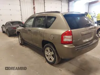 2007 Jeep Compass Sport with VIN 1J8FT47W27D221825, listed as a IAAI auction lot 41977430 with 113,445 mi miles. Bid and sale history available at carsss.com. Image 3.