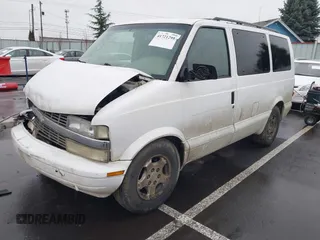 2004 Chevrolet Astro with VIN 1GNEL19X64B102665, listed as a IAAI auction lot 41721299 with Not Provided miles and . Bid and sale history available at carsss.com. Image 2.