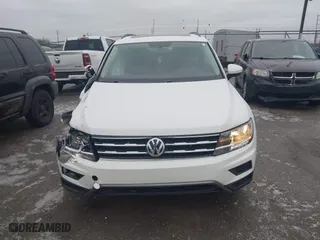 2020 Volkswagen Tiguan SE with VIN 3VV2B7AX2LM086681, listed as a IAAI auction lot 41522520 with 47,862 mi miles. Bid and sale history available at carsss.com. Image 12.