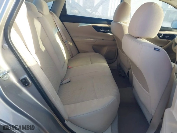 2014 Nissan Altima 2.5 with VIN 1N4AL3AP2EC141527, listed as a IAAI auction lot 40741182 with 60,826 mi miles. Bid and sale history available at carsss.com. Image 8.