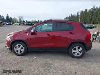2021 Chevrolet Trax LT with VIN KL7CJLSM6MB372946, listed as a IAAI auction lot 42008725 with 50,321 mi miles. Bid and sale history available at carsss.com. Image 14.