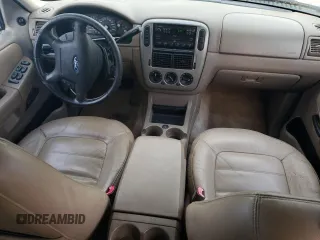 2005 Ford Explorer XLT with VIN 1FMZU63K25UA96267, listed as a Copart auction lot 56800105 with 255,774 mi miles and Salvage title. Bid and sale history available at DreamBid. Image 8.