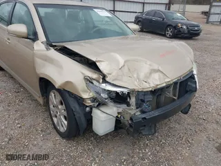 2011 Toyota Avalon with VIN 4T1BK3DBXBU429380, listed as a IAAI auction lot 41690513 with 1 mi miles. Bid and sale history available at carsss.com. Image 6.