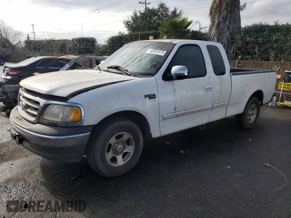 2000 Ford F-150 XL with VIN 1FTRX17L7YKA72919, listed as a Copart auction lot 42852475 with 133,377 mi miles and Clean Title. Bid and sale history available at carsss.com. Image 1.