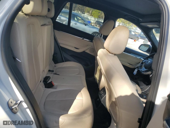 2018 BMW X1 xDrive28i with VIN WBXHT3C38J5F92064, listed as a Copart auction lot 46570835 with NaN miles and Salvage Title. Bid and sale history available at carsss.com. Image 11.
