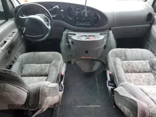 2000 Ford Econoline Cargo Recreational z VIN 1FDRE14L3YHA17676, wystawiony jako Copart lot #58571465 z przebiegiem 174 129 mil mil oraz Szkoda całkowita • Salvage title. Historia ofert i sprzedaży dostępna na DreamBid. Obrazek 8.