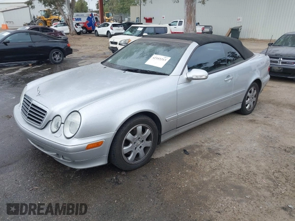 2001 Mercedes-Benz CLK 320/430 with VIN WDBLK65G71T075969, listed as a IAAI auction lot 42103313 with 172,182 mi miles and . Bid and sale history available at DreamBid. Image 2.