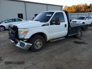 2016 Ford Super Duty F-250 SRW XL with VIN 1FTBF2A65GEB30391, listed as a Copart auction lot 84386904 with 155,898 mi miles and Salvage Title. Bid and sale history available at carsss.com. Image 1.