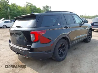 2021 Ford Explorer Timberline z VIN 1FMSK8JH5MGC09796, wystawiony jako IAAI lot #42343432 z przebiegiem 41 493 mil mil oraz . Historia ofert i sprzedaży dostępna na DreamBid. Obrazek 4.