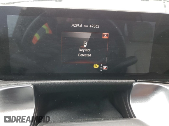 2020 Mercedes-Benz GLB 250 z VIN WDC4M4GB2LW004261, wystawiony jako Copart lot #48759745 z przebiegiem 49 362 mil mil oraz Szkoda całkowita • Salvage title. Historia ofert i sprzedaży dostępna na DreamBid. Obrazek 9.
