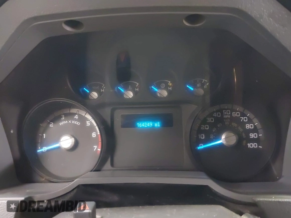 2016 Ford F-350 XL with VIN 1FTBF3B62GED47952, listed as a IAAI auction lot 41850391 with 164,249 mi miles and . Bid and sale history available at DreamBid. Image 7.