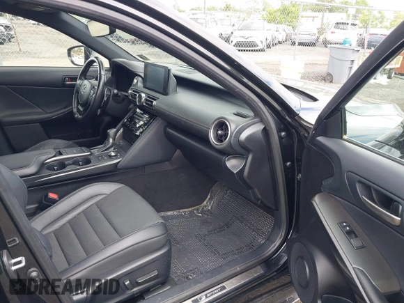 2021 Lexus IS 350 F Sport z VIN JTHGZ1E29M5021537, wystawiony jako IAAI lot #42343785 z przebiegiem 34 612 mil mil oraz . Historia ofert i sprzedaży dostępna na DreamBid. Obrazek 5.