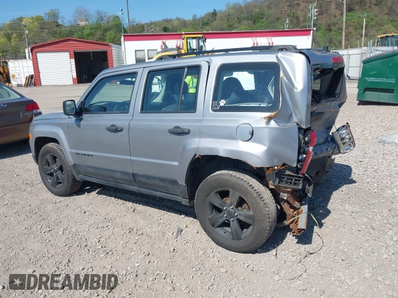 2015 Jeep Patriot High Altitude with VIN 1C4NJRAB9FD353751, listed as a IAAI auction lot 42099206 with 62,569 mi miles. Bid and sale history available at carsss.com. Image 3.