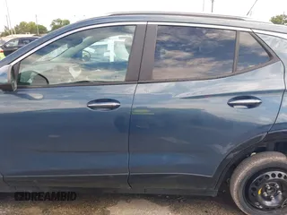 2024 Buick Encore GX Sport Touring z VIN KL4AMDSL3RB007284, wystawiony jako IAAI lot #42228588 z przebiegiem 32 618 mil mil oraz . Historia ofert i sprzedaży dostępna na DreamBid. Obrazek 14.
