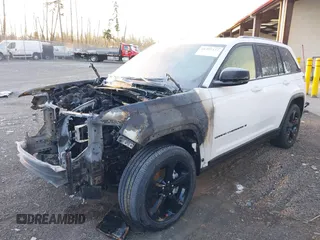 2023 Jeep Grand Cherokee Altitude с VIN 1C4RJHAG9PC568917, выставлен на аукционе IAAI как лот 41397112 с пробегом Не указан миль и . История ставок и продаж доступна на DreamBid. Изображение 2.