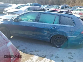 2015 Volkswagen Golf SportWagen TDI SE with VIN 3VWCA7AU9FM505414, listed as a IAAI auction lot 41342609 with 132,166 mi miles. Bid and sale history available at carsss.com. Image 3.