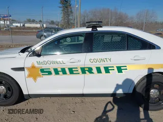 2017 Ford Police Interceptor Sedan with VIN 1FAHP2MK4HG127994, listed as a IAAI auction lot 41583366 with 135,839 mi miles. Bid and sale history available at carsss.com. Image 14.