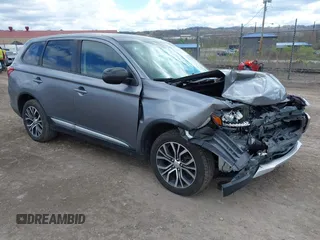 2018 Mitsubishi Outlander ES z VIN JA4AZ3A36JJ004547, wystawiony jako IAAI lot #42048456 z przebiegiem 82 379 mil mil oraz . Historia ofert i sprzedaży dostępna na DreamBid. Obrazek 1.