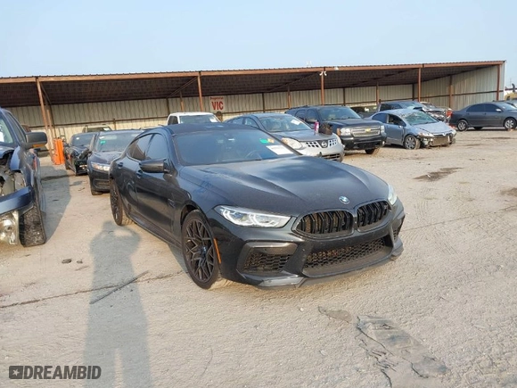 2020 BMW M8 with VIN WBSGV0C06LCD99264, listed as a IAAI auction lot 40276722 with 38,039 mi miles. Bid and sale history available at carsss.com. Image 1.