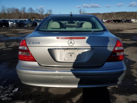 2004 Mercedes-Benz E-Class 3.2L with VIN WDBUF82J84X121052, listed as a Copart auction lot 46102465 with 0 mi miles and Salvage Title. Bid and sale history available at carsss.com. Image 6.