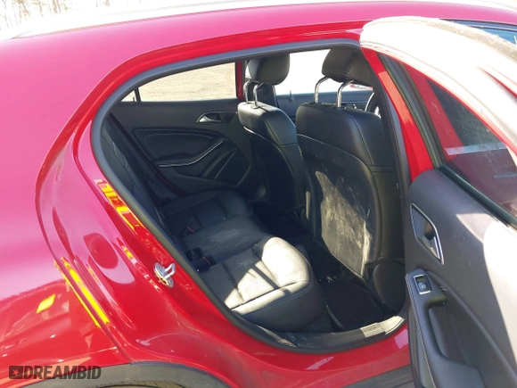 2018 Mercedes-Benz GLA with VIN WDCTG4GB7JJ405396, listed as a IAAI auction lot 41961877 with 95,167 mi miles. Bid and sale history available at carsss.com. Image 8.