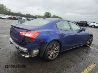 2017 Maserati Ghibli S Q4 z VIN ZAM57RTS6H1213426, wystawiony jako Copart lot #55841795 z przebiegiem 60 689 mil mil oraz Szkoda całkowita • Salvage title. Historia ofert i sprzedaży dostępna na DreamBid. Obrazek 3.