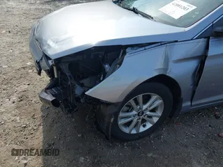 2015 Hyundai Sonata 2.4L SE with VIN 5NPE24AF9FH148413, listed as a IAAI auction lot 42081203 with 173,425 mi miles. Bid and sale history available at carsss.com. Image 18.