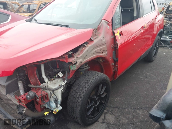 2015 Chevrolet Trax LTZ with VIN 3GNCJTSB4FL238317, listed as a IAAI auction lot 41354507 with 123,954 mi miles. Bid and sale history available at carsss.com. Image 20.