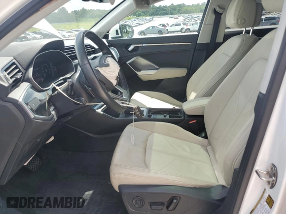 2021 Audi Q3 S line Premium with VIN WA1DECF37M1028653, listed as a Copart auction lot 61348155 with 42,322 mi miles and Salvage title. Bid and sale history available at DreamBid. Image 7.