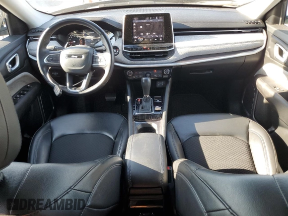 2022 Jeep Compass Latitude with VIN 3C4NJDBB6NT151038, listed as a Copart auction lot 46292775 with 29,912 mi miles and Salvage Title. Bid and sale history available at DreamBid. Image 8.